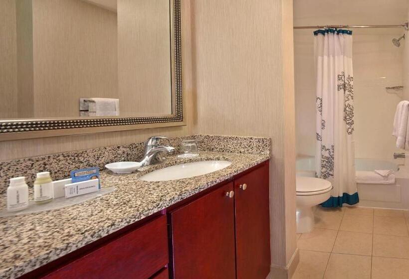 Люкс Кровать Кинг, Residence Inn Boston Tewksbury/andover
