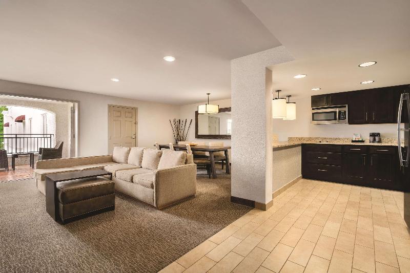 套房带泳池景, Homewood Suites By Hilton Tucson/st. Philip S Plaza Univ