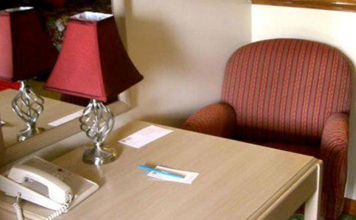 Номер Deluxe Кровать Кинг, Executive Inn Morgan Hill