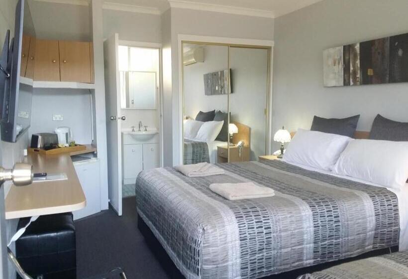 اتاق استاندارد, White Manor Motel