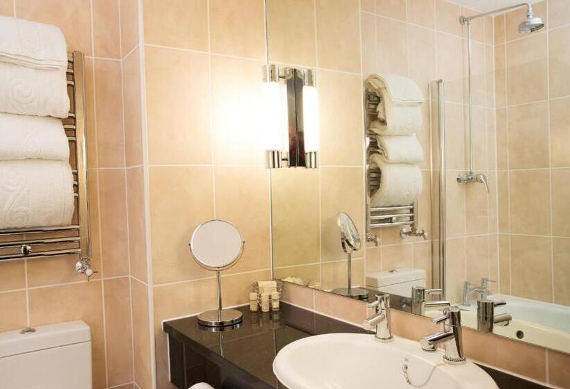 Дом 1 Спальня, Best Western Plus Grim S Dyke