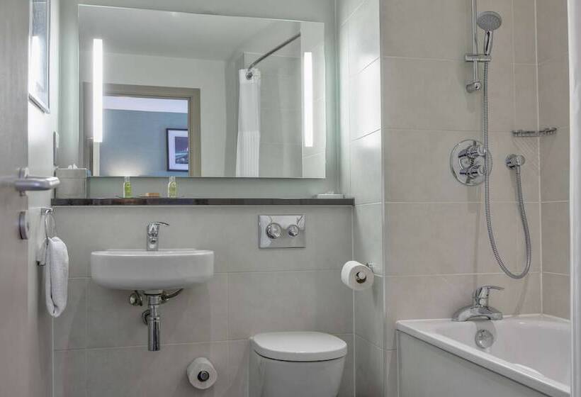 Номер Стандарт, Doubletree By Hilton London Angel Kings Cross