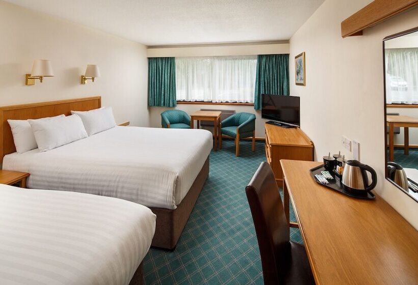 Семейный Номер Классика, Mercure Livingston