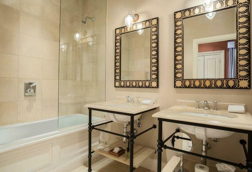 Номер Executive Кровать Кинг, Roseate House London