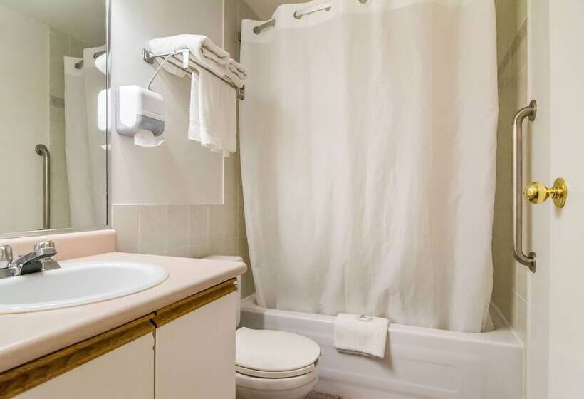 ２ダブルベッドのスタンダードルーム, Motel 6 Surrey, Bc