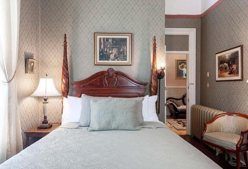 اتاق استاندارد, Stone Maiden Inn
