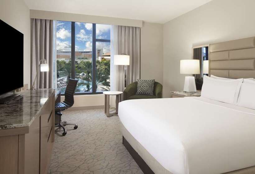 اتاق استاندارد با تخت بزرگ, Hilton Cairo Heliopolis