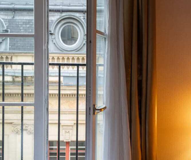اتاق سوپریور, De Fleurie   Saint Germain Des Pres