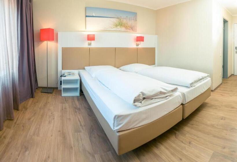 Номер Стандарт, Stuttgart Sindelfingen City By Tulip Inn