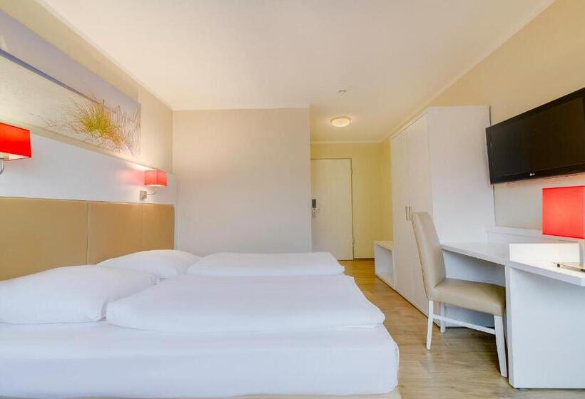 Номер Комфорт, Stuttgart Sindelfingen City By Tulip Inn
