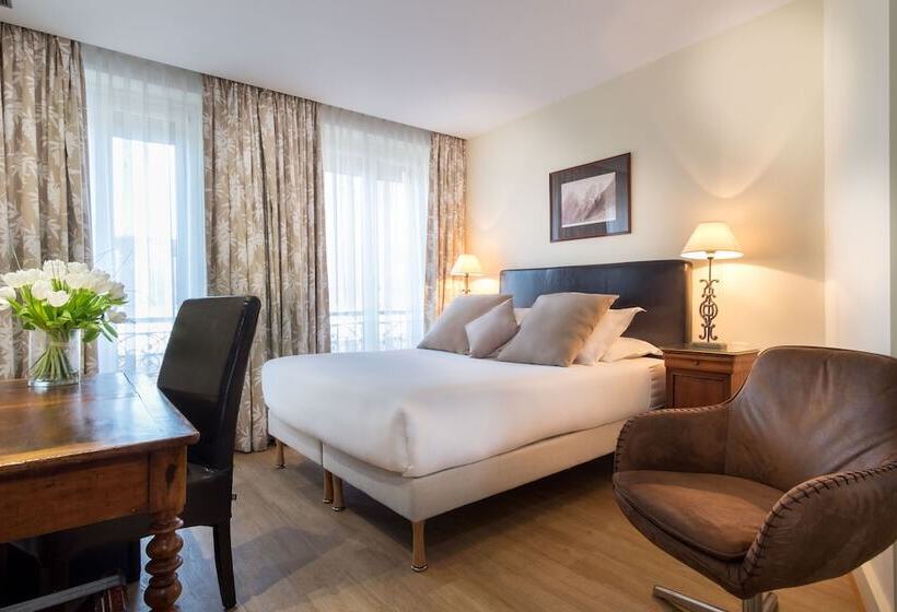 Club Room, Waldorf Montparnasse