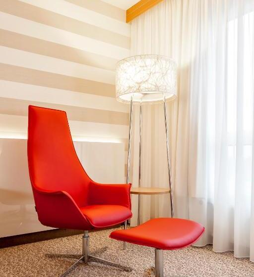 스탠다드 룸, Radisson Blu Hotel Karlsruhe