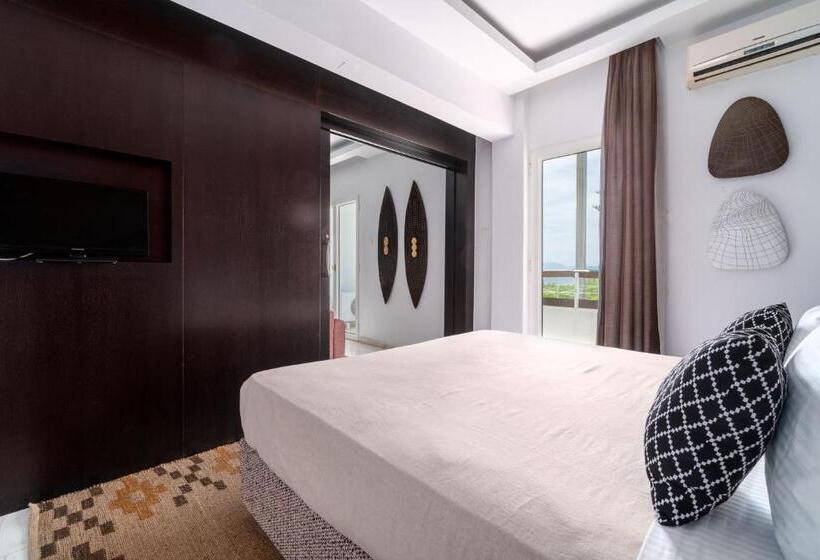 جناح بريميوم مطل علي البحر, Arco Beach