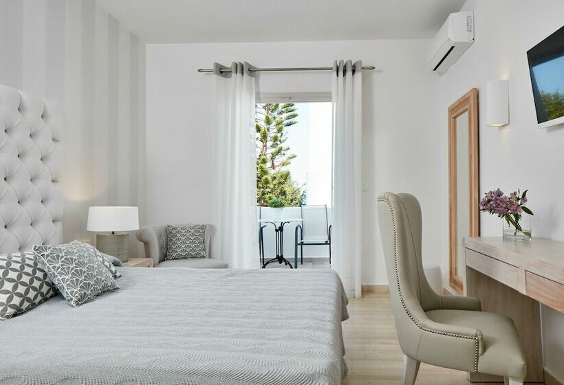 标准间, Santorini Palace