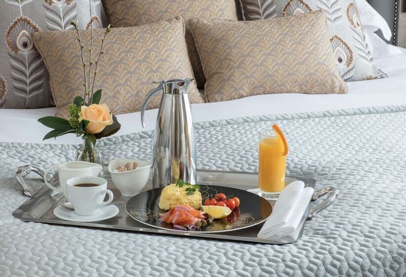 발코니가 있는 스위트, Radisson Blu St. Helens