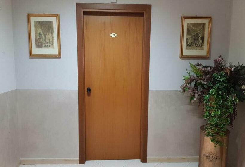Habitación Estándar, Kennedy