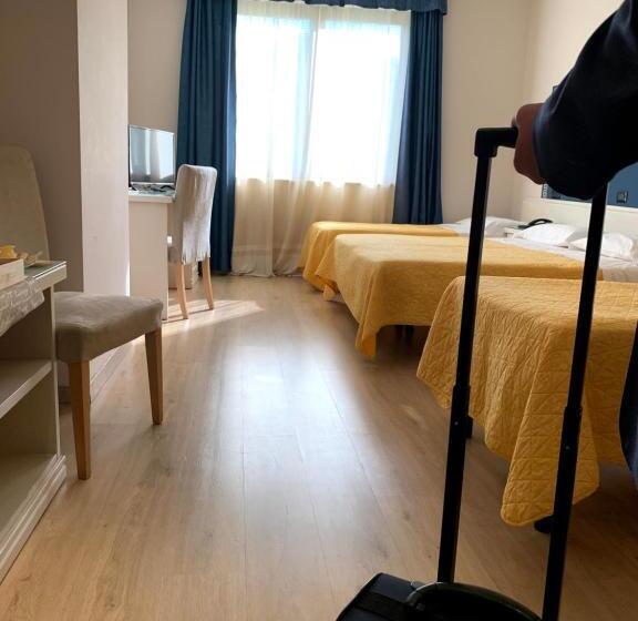 Семейный Номер, Il Grifo Hotel E Bisteccheria Toscana