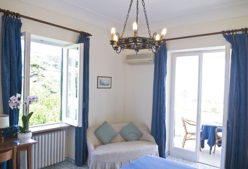 Номер Superior Вид на Сад, Villa Sarah