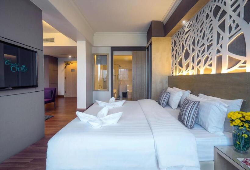 Полулюкс, Crystal Crown Hotel Petaling Jaya
