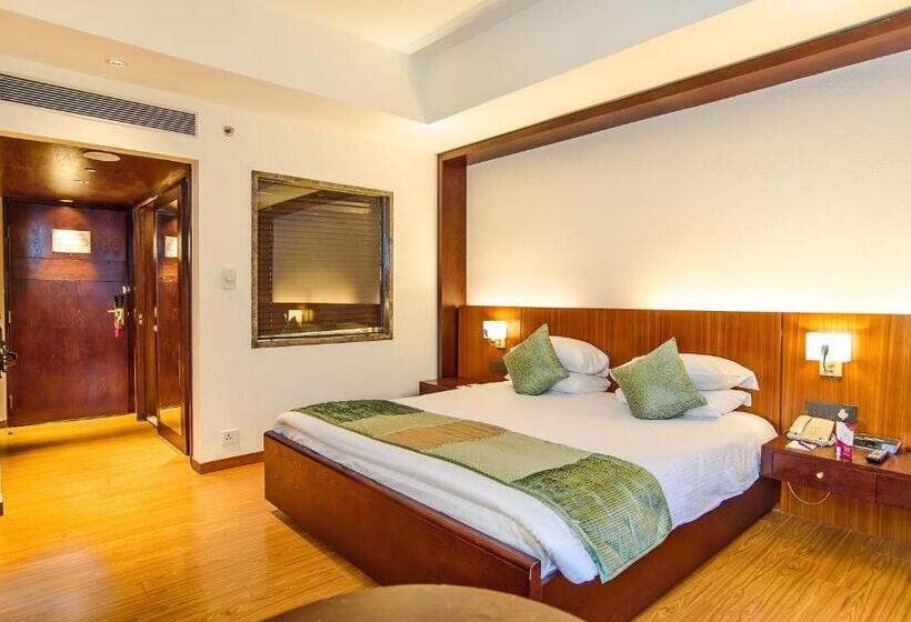 Club Room King Bed, The Soaltee Kathmandu