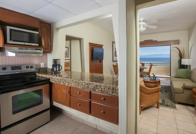 Superior Suite, Paradise Village