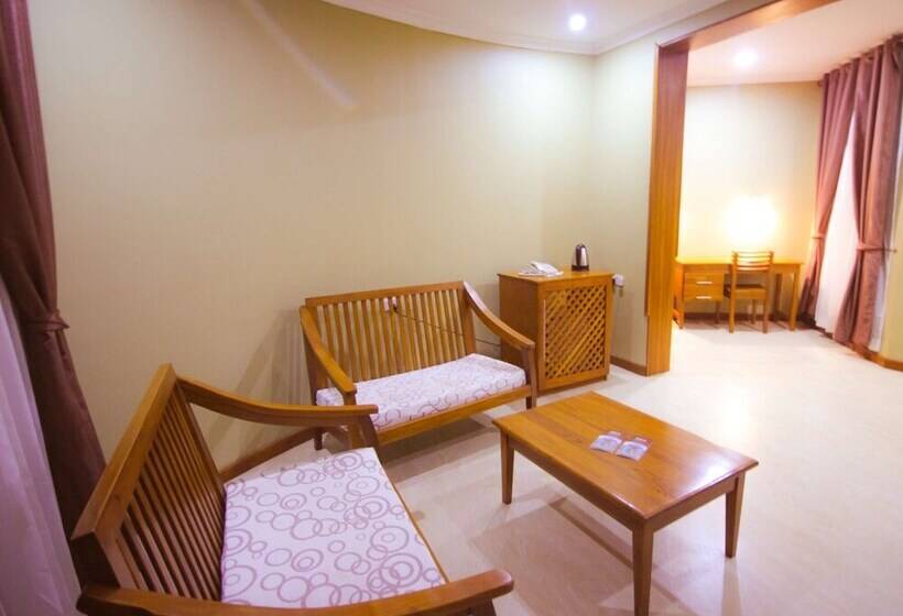 Семейный Номер, Masailand Safari Lodge