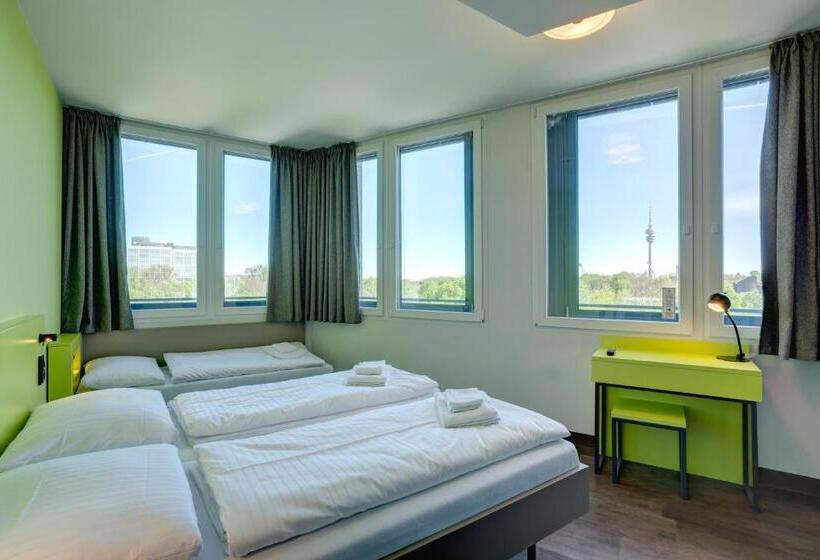 Номер Стандарт Трехместный, Meininger Hotel München Olympiapark