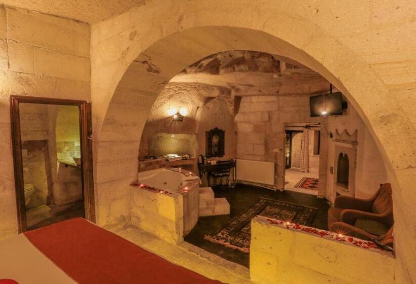 Люкс Кровать Кинг, Harkasos Cave