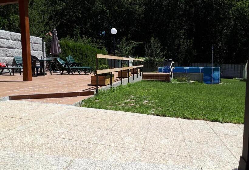 Номер Стандарт Трехместный, Pension Vilanova