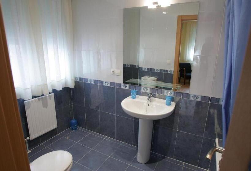 اتاق استاندارد, Hostal Hispanico Ii