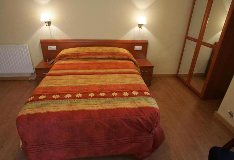 اتاق استاندارد, Hostal Hispanico Ii
