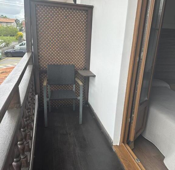 غرفة قياسية مزوَّدة بشُرفة, Hosteria Gelin De Gajano