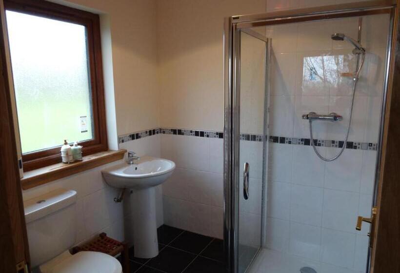 Family Suite, Wester Muirhouse