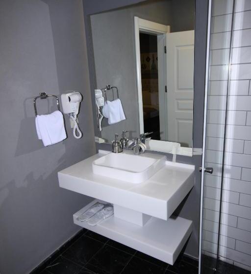 اتاق لوکس با چشم‌انداز دریا, Vita Suites Karakoy