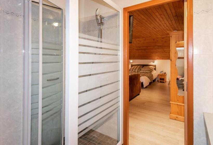 Номер Стандарт, La Combe Fleurie Appartements & Chambres