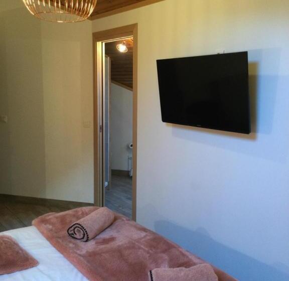 Номер Стандарт, La Combe Fleurie Appartements & Chambres