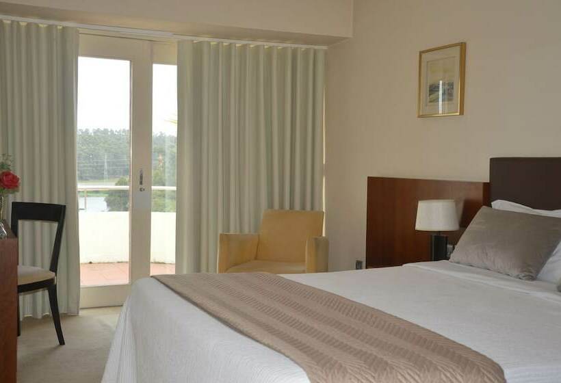 Номер Стандарт Вид на Реку, Santana Hotel & Spa