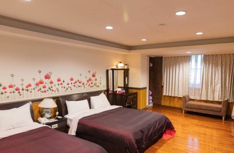Economy Quadruple Room, Jenq Yang Hotspring