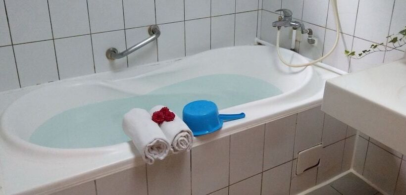 اتاق استاندارد, Jenq Yang Hotspring