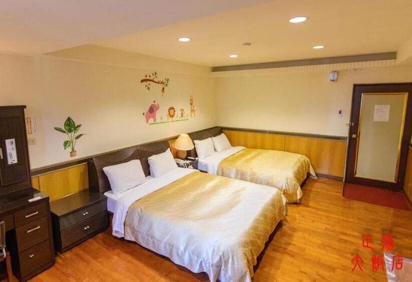 Economy Triple Room, Jenq Yang Hotspring