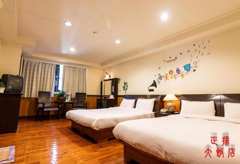 Economy Quadruple Room, Jenq Yang Hotspring