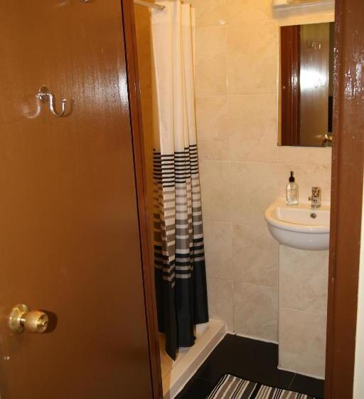 Номер Basic, Portsmouth Budget Hotels   All Rooms Are En Suite