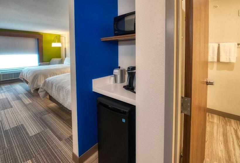 适合残疾人使用的标准间, Holiday Inn Express & Suites   Omaha Downtown   Airport, An Ihg