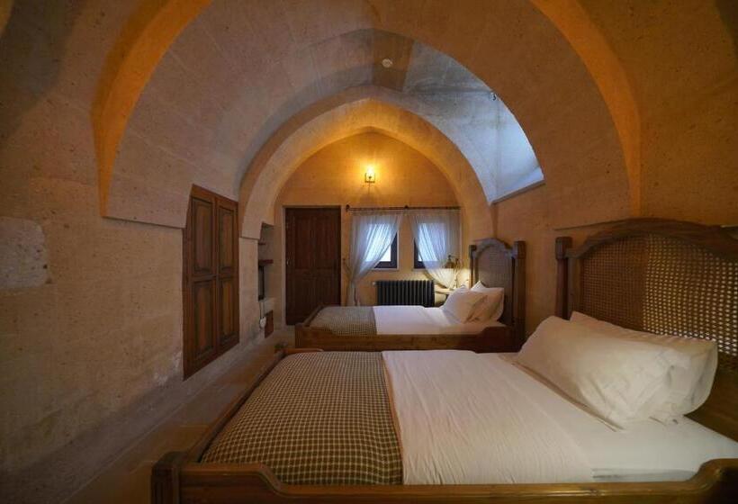 スタンダードルーム, Maya Cave
