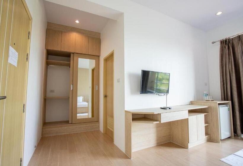 Номер Superior, O2 Hotel Lopburi