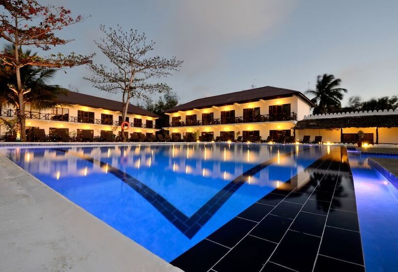 Номер Стандарт Вид на Бассейн, Amaan Beach Bungalows