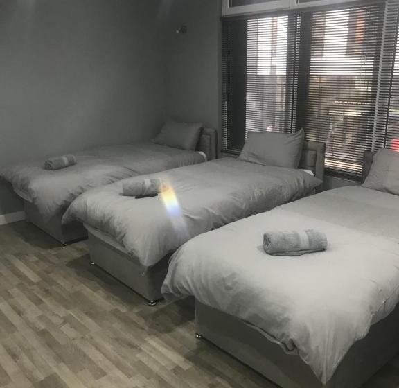 Номер Стандарт Трехместный, Brownlows Inn