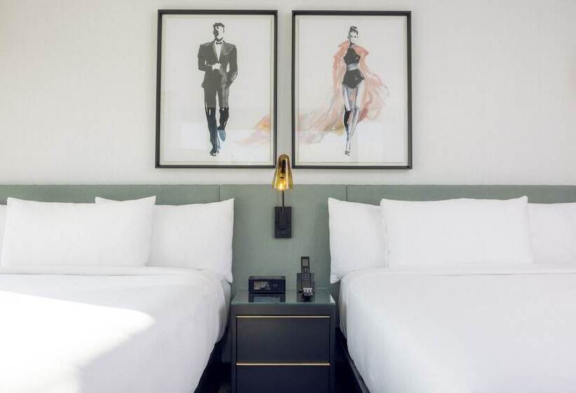 带2个双人床的标准工作室, The Godfrey Hotel Hollywood