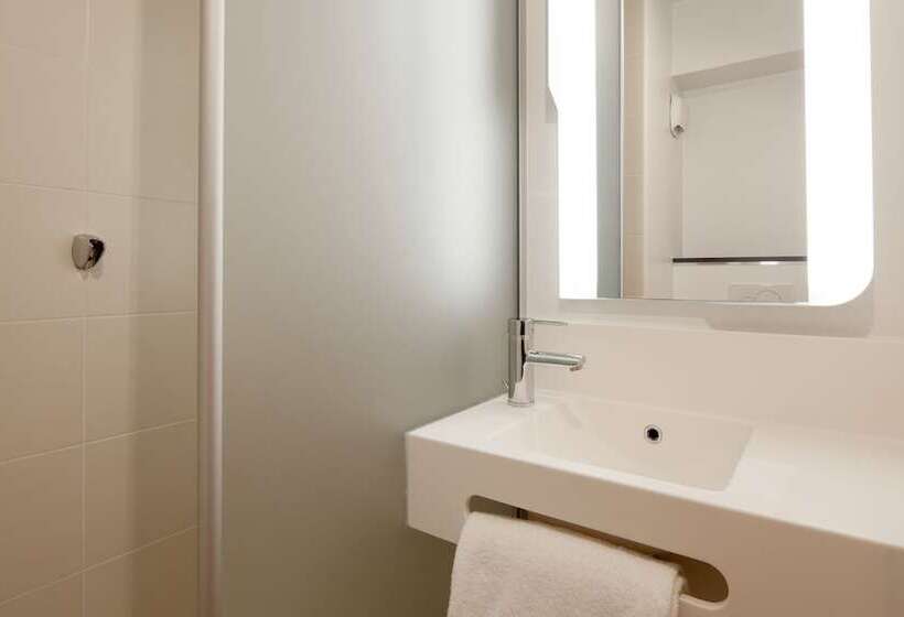 四人标准间, B&b Hotel Cergy Saint Christophe