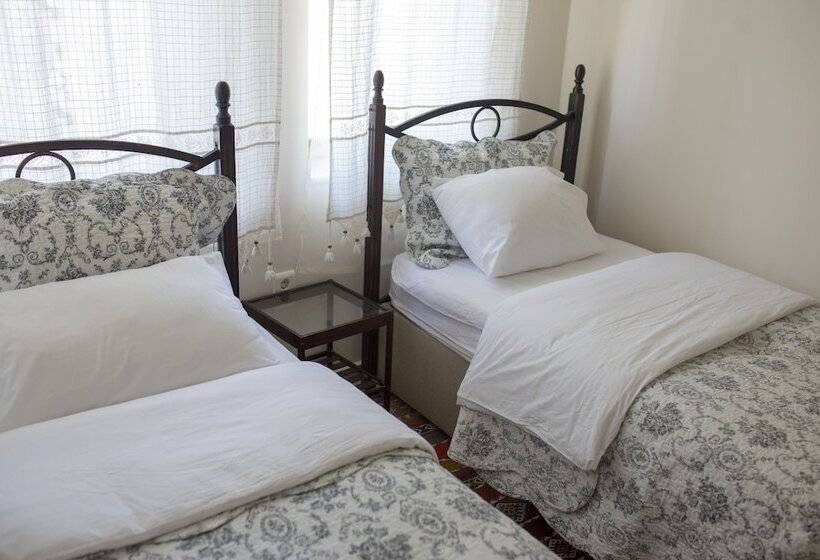 스탠다드 룸, Kamelya Cave Hostel